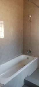 One room for rent in ellain brittel